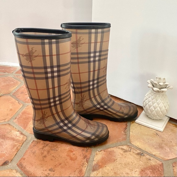 Burberry Nova Check Rain Boots - Picture 3 of 7